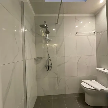 Brisilda's * Πρίνος